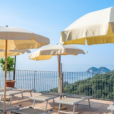 Hotel Olimpo Le Terrazze Letojanni Exteriér fotografie