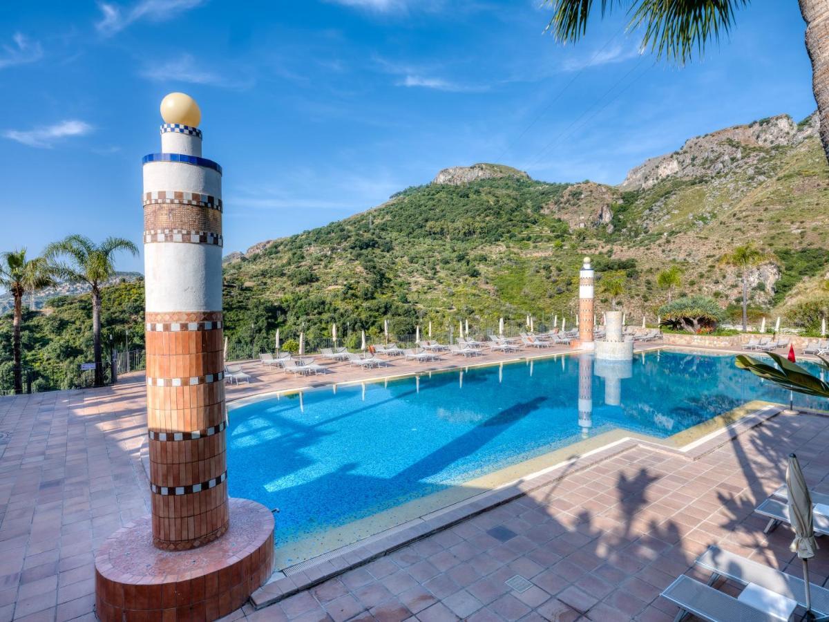 Hotel Olimpo Le Terrazze Letojanni Exteriér fotografie