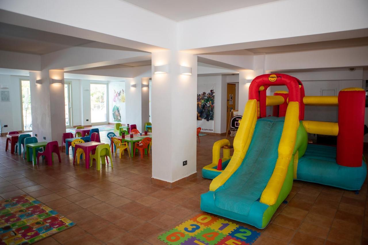 Hotel Olimpo Le Terrazze Letojanni Exteriér fotografie