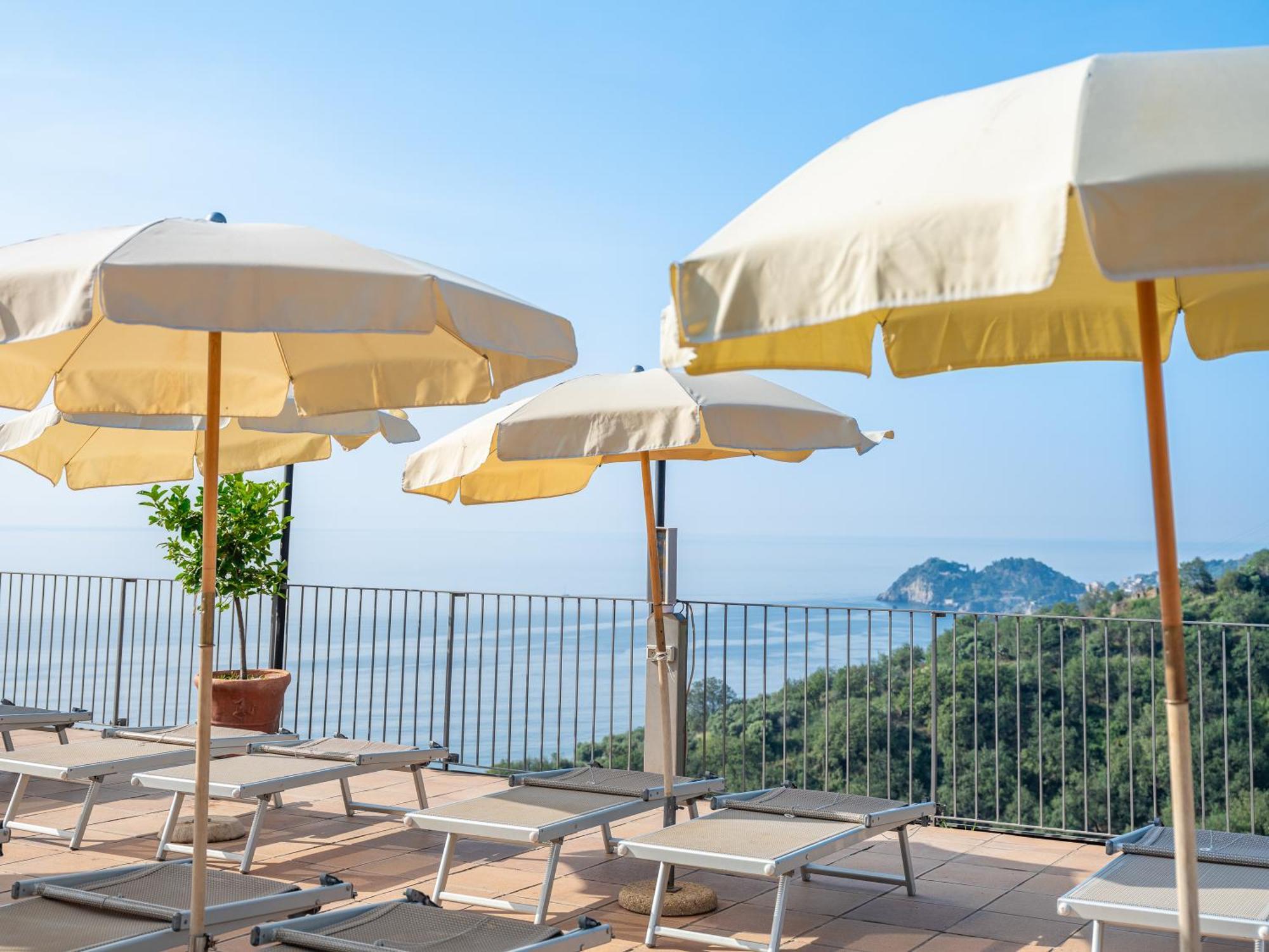 Hotel Olimpo Le Terrazze Letojanni Exteriér fotografie